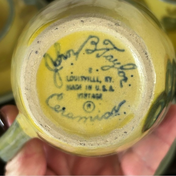 Mid-century John B. Taylor Tea Coffee Cups and Saucers | Set of 3 - Picture 5 of 8